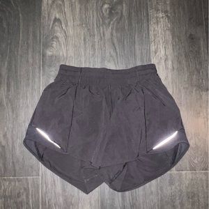 LULULEMON black 4 inch hotty hot shorts